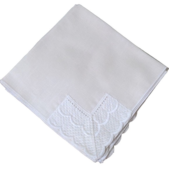 Set of 4 Linen and lace napkins cream NWOT - Picture 1 of 3
